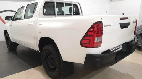 Toyota Hilux 2.4 D4D Cabina Doble GX