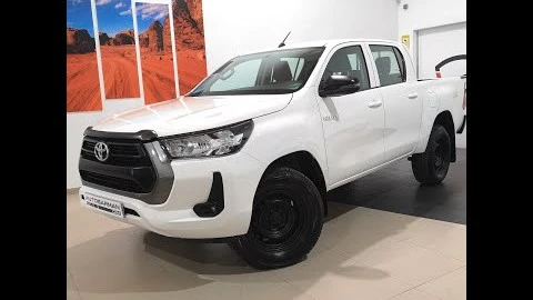 Toyota Hilux 2.4 D4D Cabina Doble GX