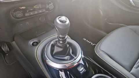 Nissan juke DIG-T 84 kW (114 CV) Ikon Edition Kiiro