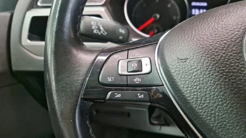 Volkswagen Touran Advance 2.0 TDI 110kW (150CV) DSG