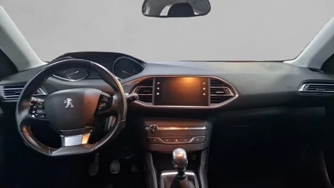 Peugeot 308 5p Style BlueHDi 75KW (100CV)