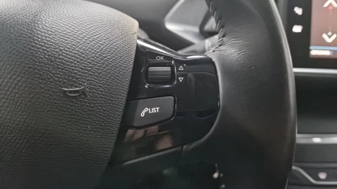 Peugeot 308 5p Style BlueHDi 75KW (100CV)