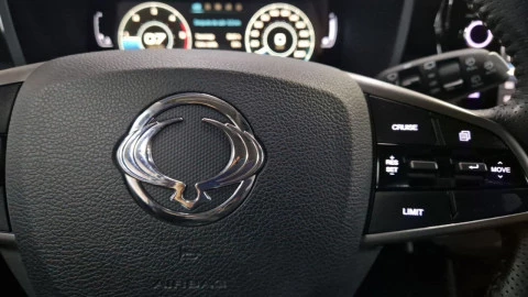 Ssangyong Korando D16T Limited