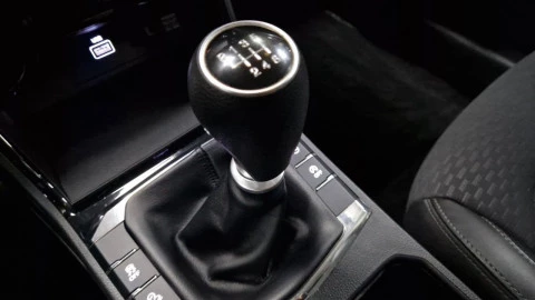 Ssangyong Korando D16T Limited