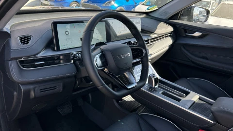 EBRO S400 1.5 DHE HEV Excellence CVT