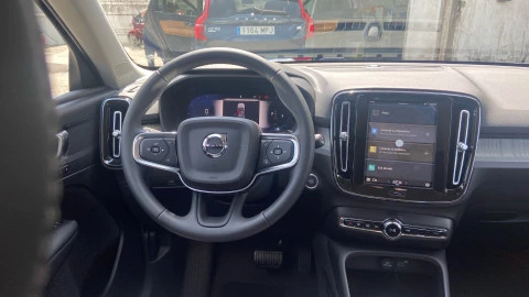 Volvo XC40 2.0 B3 G Core Auto