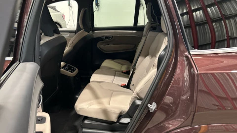 Volvo XC90 T8 Core Recharge AWD Auto 335 kW (455 CV)