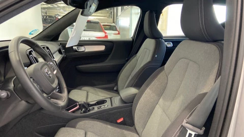 Volvo XC40 2.0 B3 G Core Auto