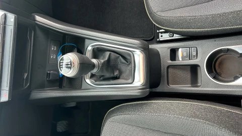 Renault Captur techno Eco-G 100cv (74 kW)