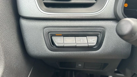 Renault Captur techno Eco-G 100cv (74 kW)