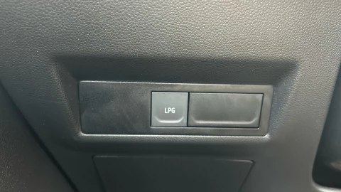 Renault Captur techno Eco-G 100cv (74 kW)