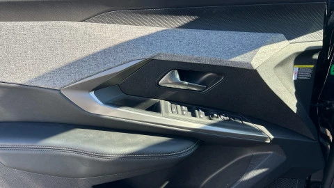 Peugeot 3008 Hybrid 1.2 107KW Allure eDCS6