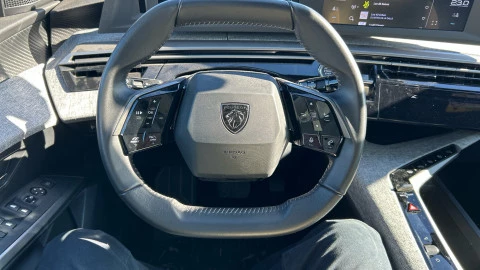 Peugeot 3008 Hybrid 1.2 107KW Allure eDCS6