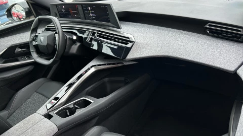 Peugeot 3008 Hybrid 1.2 100KW Allure eDCS6