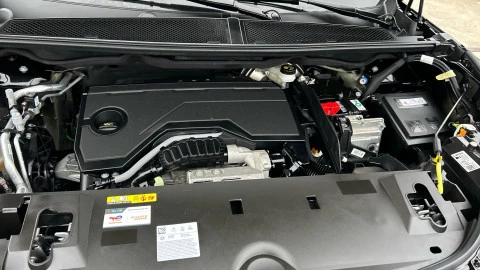 Peugeot 3008 Hybrid 1.2 100KW Allure eDCS6