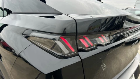 Peugeot 3008 Hybrid 1.2 100KW Allure eDCS6