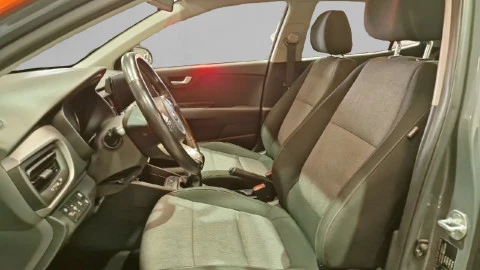 Kia Stonic 1.0 T-GDi 74kW (100CV) MHEV iMT Concept