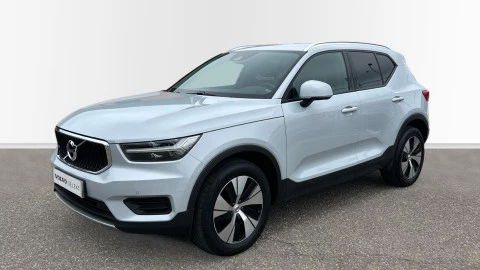 Volvo XC40 1.5 T2 Momentum Pro