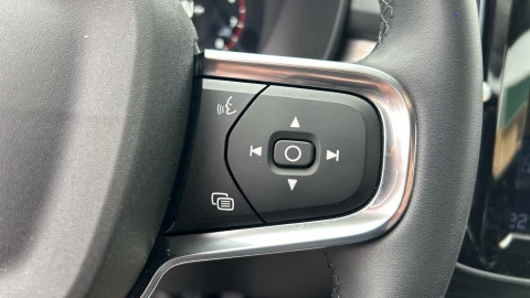 Volvo XC40 1.5 T2 Momentum Pro