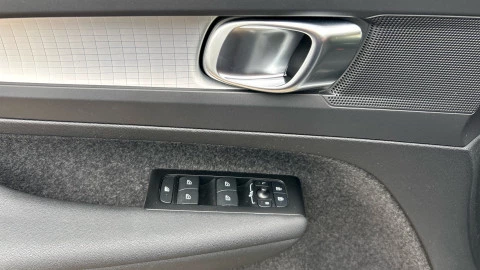 Volvo XC40 1.5 T2 Momentum Pro