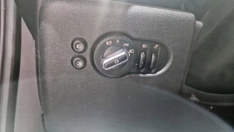 MINI ONE 5 PUERTAS