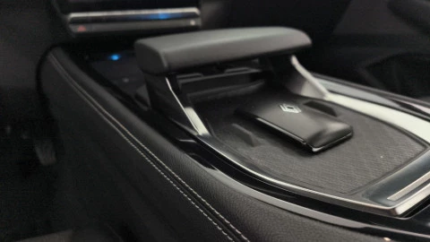 Renault Espace Iconic E-Tech Hybrid