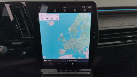 Renault Espace Iconic E-Tech Hybrid