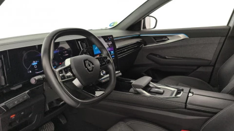 Renault Espace Iconic E-Tech Hybrid