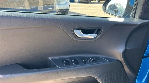 Kia Stonic 1.0 T-GDi 74kW (100CV) MHEV MT Drive