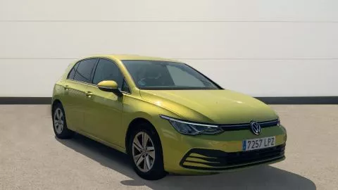 Volkswagen Golf Life 1.0 eTSI 81kW (110CV) DSG