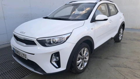 Kia Stonic 1.0 T-GDi 74kW MHEV iMT Concept Plus