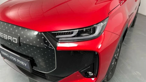 EBRO S700 1.5 TGDI PHEV Luxury E-CVT