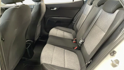 Kia Stonic  1.2 CVVT Eco-Dynamic Concept 84