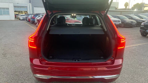 Volvo XC60 2.0 T6 AWD Recharge Core Auto