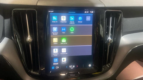 Volvo XC60 2.0 T6 AWD Recharge Core Auto