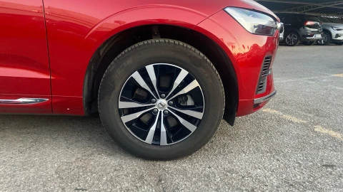 Volvo XC60 2.0 T6 AWD Recharge Core Auto