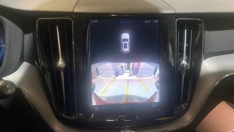 Volvo XC60 2.0 T6 AWD Recharge Core Auto