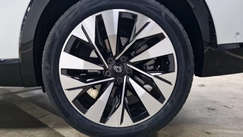 Renault Rafale Techno full hybrid E-Tech 200CV (147kW)