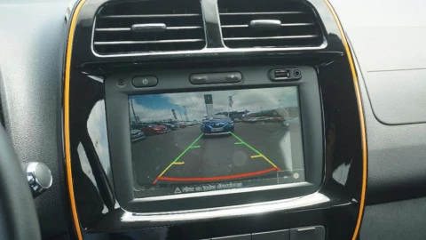 Dacia Spring Comfort Plus Electric 33kW (45CV)