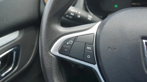 Dacia Spring Comfort Plus Electric 33kW (45CV)