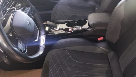 Peugeot 2008 GT Pack BlueHDI 130 S&S EAT8