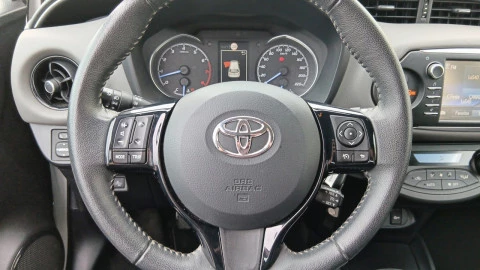 Toyota Yaris 1.5 110 Active Tech