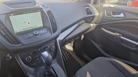 Ford Kuga 1.5 TDCi 88kW 4x2 A-S-S ST-Line Auto