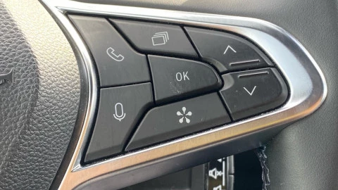 Renault Captur techno Eco-G 100cv (74 kW)