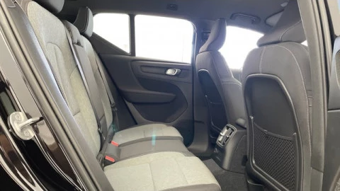 Volvo XC40 T4 PHEV Recharge Core Auto 155 kW (211 CV)