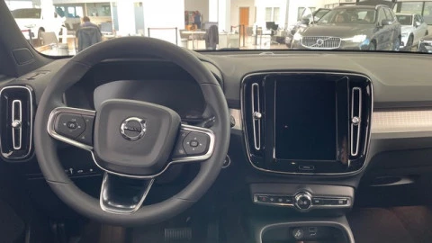 Volvo XC40 T4 PHEV Recharge Core Auto 155 kW (211 CV)