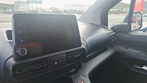 Peugeot Rifter MONOVOLUMEN COMPACTO 1.5 BLUEHDI 96KW ALLURE LONG 130 5P