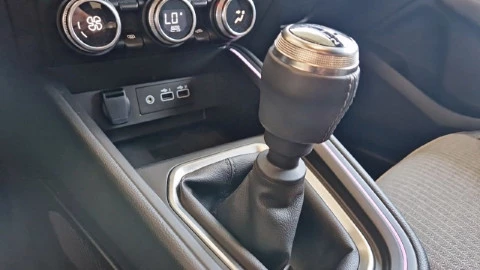 Renault Clio techno Eco-G 100cv (74kW)