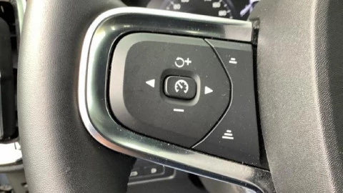 Volvo XC40 T5 Recharge PHEV Plus Dark Auto 193 kW (262 CV)