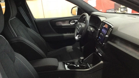 Volvo XC40 Recharge Eléctrico Plus Auto